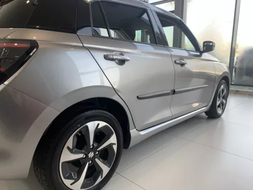 Boční ochranné lišty Suzuki Swift 2024-