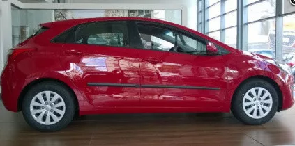 Toyota Corolla 2018- (sedan) PAWA ajtóvédő díszléc