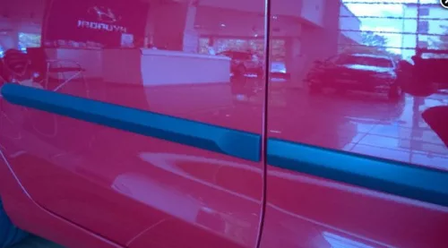 Toyota Corolla 2018- (sedan) PAWA ajtóvédő díszléc