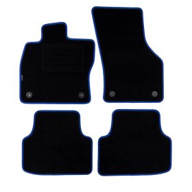   Skoda Octavia III. 2013-2020 (kerek rögzítés, kék szegély) méretpontos szövet autószőnyeg