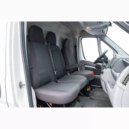 Renault Trafic; Opel Vivaro; Nissan Primastar (2+1) ( 2001-2014 ) - T09 minta - méretpontos üléshuzat - egyedi üléshuzat