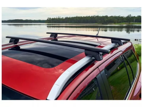 Yakima JetStream tetőcsomagtartók (klasszikus tetősínekhez, 140 cm, fekete)